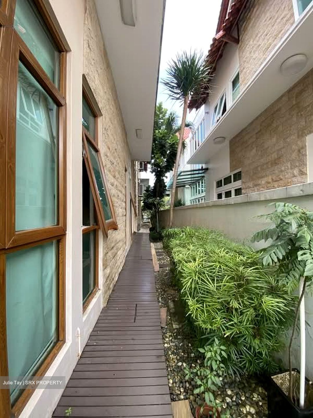 Branksome Road (D15), Detached #582393741